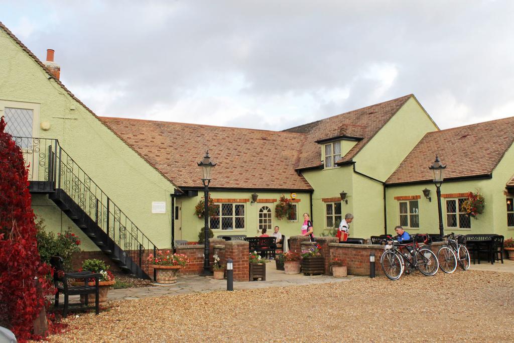 The Green Man Stanford Southill Esterno foto